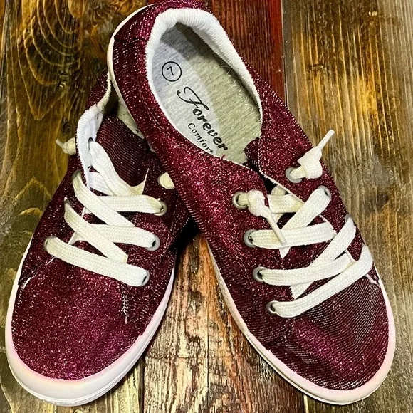 Forever Comfort Burgundy/gold metallic Tennis shoes  Size: 7 - Picture 2 of 2